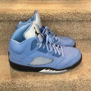 Jordan Retro 5 UNC